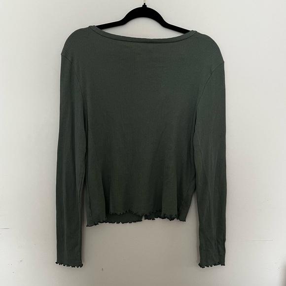 American Eagle long sleeve shirt - Picture 2 of 4